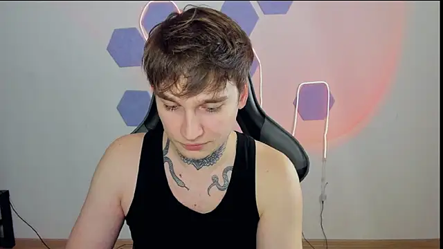 Chris Tyson online show from December 2024 12:03:01 PM