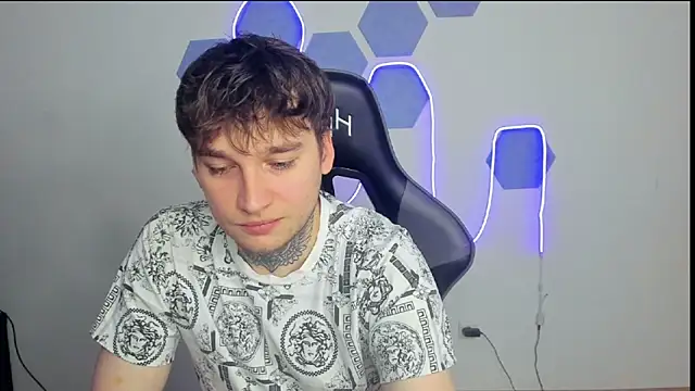 Chris Tyson online show from December 2024 11:04:02 AM