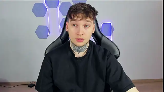 Chris Tyson online show from December 2024 01:51:02 AM