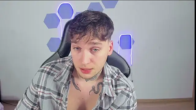 Chris Tyson online show from December 2024 02:25:01 AM