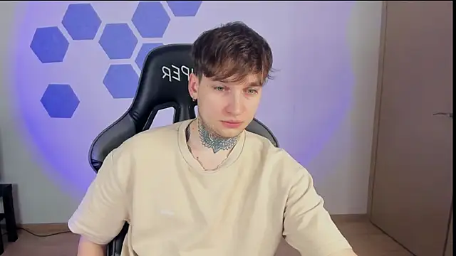 Chris Tyson online show from January 2025 01:31:02 AM