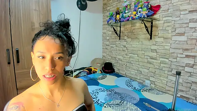 Snapshot of kaiagerbes3 chatting on November 2025 12:56:01 PM kaiagerbes3 online show from November 2025 12:56:01 PM