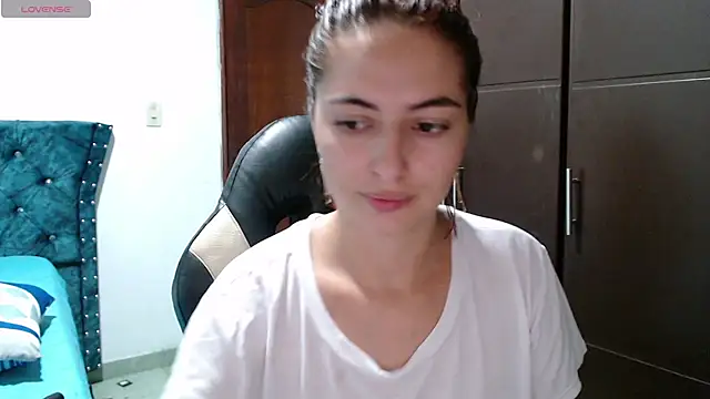 Kate lorens9 online show from December 2024 01:28:01 AM