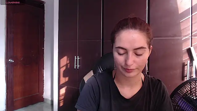 Kate lorens9 online show from January 2025 09:12:01 PM