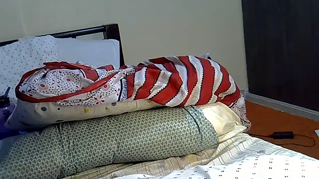Snapshot of sweet_darlli chatting on July 2026 01:41:02 AM sweet darlli online show from July 2026 01:41:02 AM