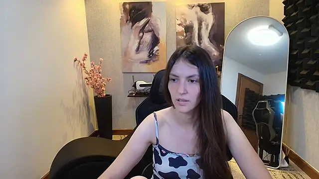 upssnowy online show from September 2025 11:51:01 PM