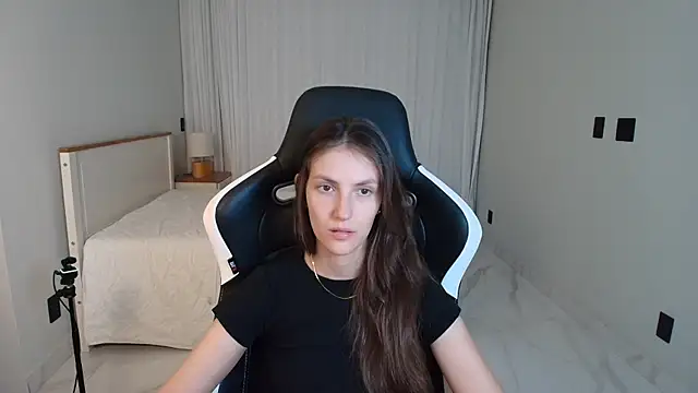 upssnowy online show from June 2026 11:51:01 PM