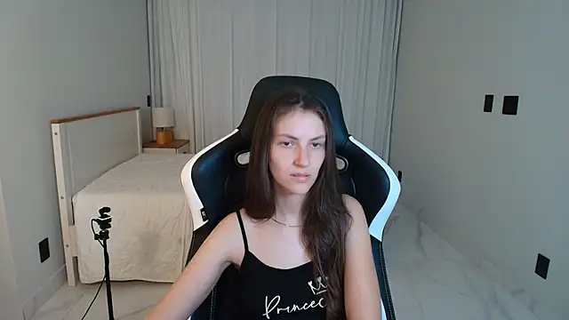 upssnowy online show from June 2026 09:09:01 PM