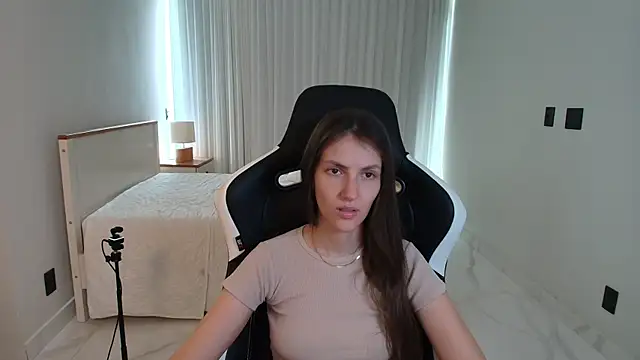 upssnowy online show from June 2026 05:52:01 PM
