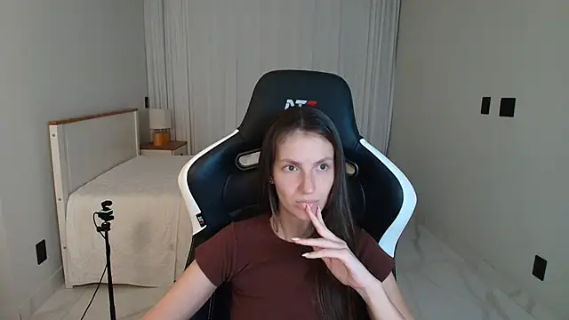upssnowy online show from July 2026 06:47:02 AM