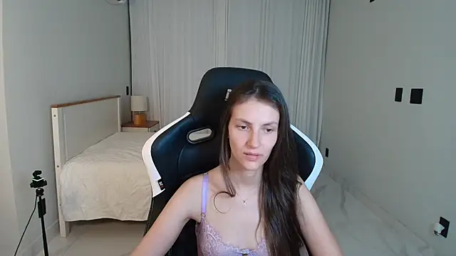 upssnowy online show from July 2026 02:49:02 AM
