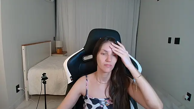 upssnowy online show from July 2026 11:41:01 PM