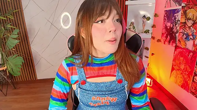 Snapshot of Fluffy_Bubble21 chatting on October 2025 04:07:02 AM Fluffy Bubble21 online show from October 2025 04:07:02 AM