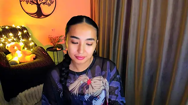 Snapshot of worldofkim chatting on November 2025 10:36:01 AM worldofkim online show from November 2025 10:36:01 AM