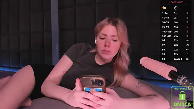 Snapshot of NateHalll chatting on February 2025 11:04:01 AM NateHalll online show from February 2025 11:04:01 AM