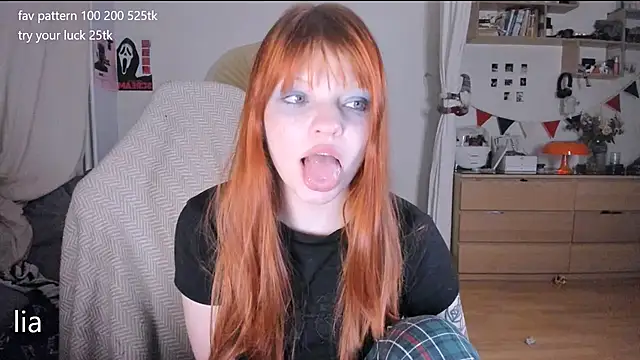 lil lia online show from February 2026 11:45:01 PM