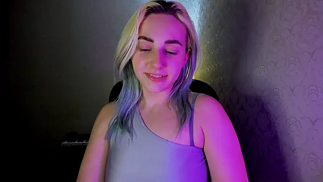 Snapshot of coraline_meow chatting on December 2024 06:56:02 PM coraline meow online show from December 2024 06:56:02 PM