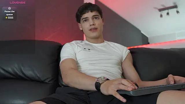 Max cortes1 online show from January 2025 12:46:01 AM