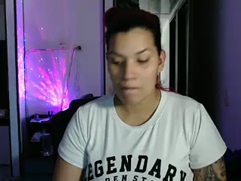 Snapshot of CarolinaRincon chatting on February 2025 10:26:01 PM CarolinaRincon online show from February 2025 10:26:01 PM