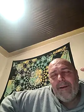 Snapshot of bobosse83 chatting on March 2026 10:24:01 PM bobosse83 online show from March 2026 10:24:01 PM