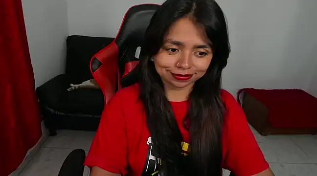 Snapshot of cory_rose chatting on December 2024 03:07:01 AM cory rose online show from December 2024 03:07:01 AM