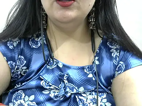 Snapshot of Shruti_139 chatting on January 2025 11:03:01 PM Shruti 139 online show from January 2025 11:03:01 PM