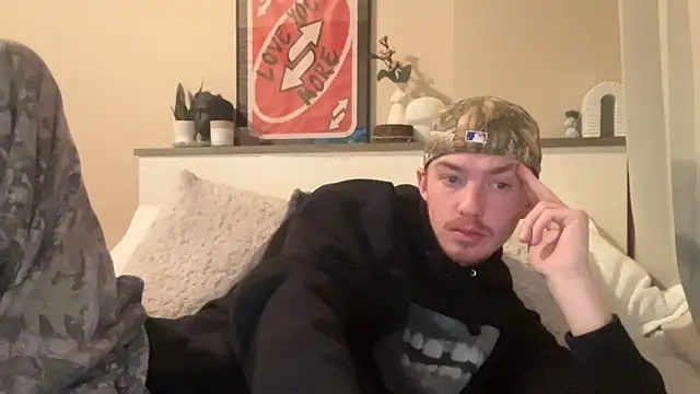 Snapshot of younghungginger chatting on January 2025 02:07:02 AM younghungginger online show from January 2025 02:07:02 AM