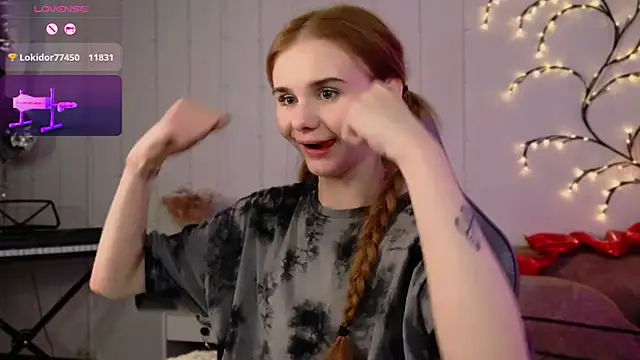 Britney Lynch online show from February 2025 03:09:01 AM