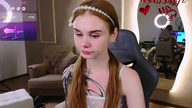 Britney Lynch online show from February 2025 12:06:01 AM