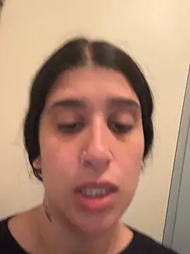 lylyacachonda online show from June 2026 01:05:02 PM