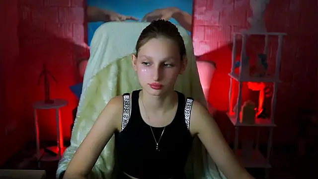 EllaHorton online show from January 2025 09:44:02 AM