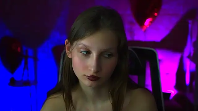 EllaHorton online show from March 2025 07:27:02 PM