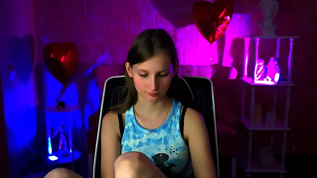 EllaHorton online show from March 2025 06:50:02 PM