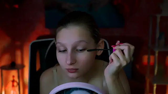 EllaHorton online show from March 2025 05:43:02 AM