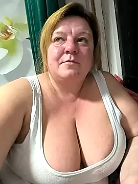 jusichka online show from October 2025 07:40:01 PM