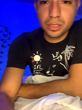 yObal-hot online show from November 2025 06:18:02 PM