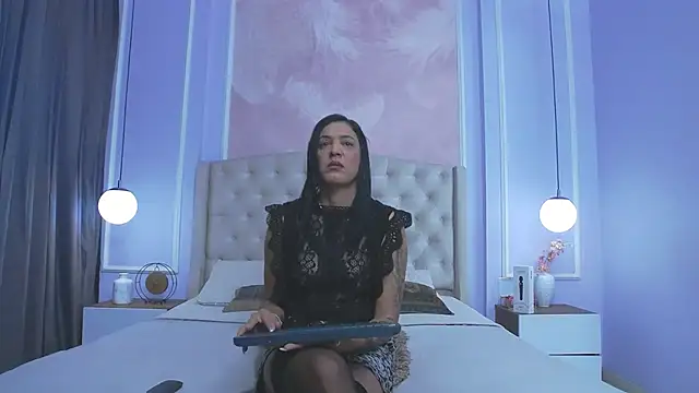 JoannaCox online show from December 2025 08:05:01 PM