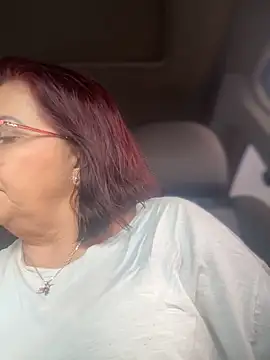 Snapshot of PaulinaSanders_X chatting on December 2024 01:51:01 PM PaulinaSanders X online show from December 2024 01:51:01 PM