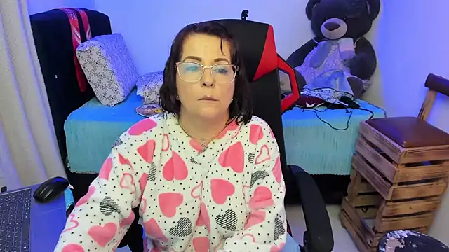 Snapshot of PaulinaSanders_X chatting on March 2025 03:13:01 AM PaulinaSanders X online show from March 2025 03:13:01 AM