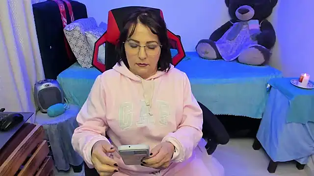 Snapshot of PaulinaSanders_X chatting on March 2025 06:55:01 PM PaulinaSanders X online show from March 2025 06:55:01 PM