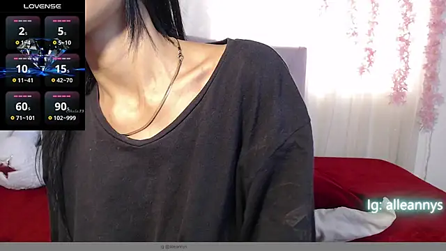 Alleanys Cristal online show from March 2025 02:12:02 PM