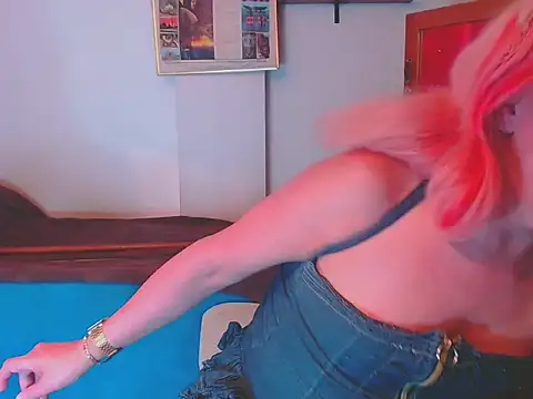 LorenJade online show from February 2026 07:32:02 AM