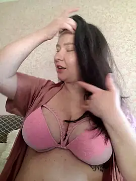 AlexaLexie online show from March 2026 07:02:01 AM