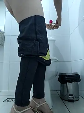 Snapshot of Irresistible24 chatting on November 2025 07:24:01 PM Irresistible24 online show from November 2025 07:24:01 PM