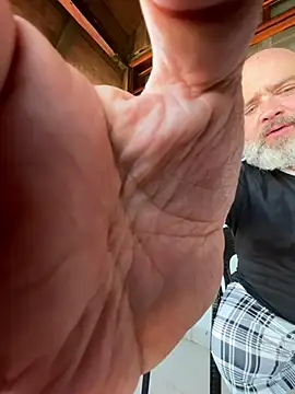 SUUKAM online show from March 2025 01:40:02 PM