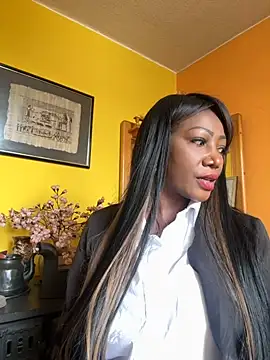 SUUKAM online show from November 2025 06:18:02 PM