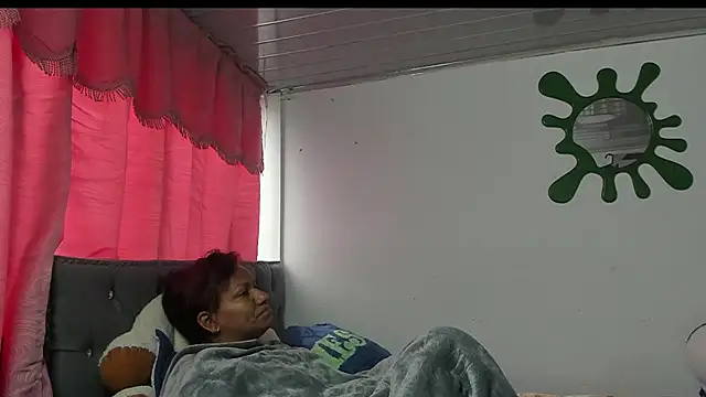 Snapshot of Laflaka22 chatting on November 2025 12:39:02 PM Laflaka22 online show from November 2025 12:39:02 PM