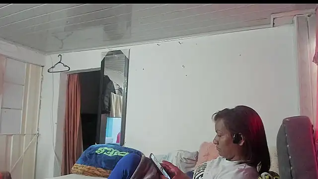 Snapshot of Laflaka22 chatting on May 2026 03:18:02 PM Laflaka22 online show from May 2026 03:18:02 PM