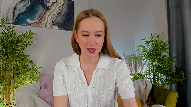 Snapshot of Sweett_Monica chatting on November 2025 01:06:02 AM Sweett Monica online show from November 2025 01:06:02 AM