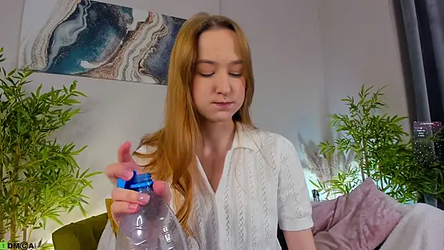 Snapshot of Sweett_Monica chatting on November 2025 01:11:01 AM Sweett Monica online show from November 2025 01:11:01 AM